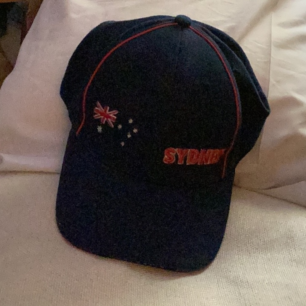 🧢NWT So Much Fun SYDNEY Cap Closet Must Have 🧢